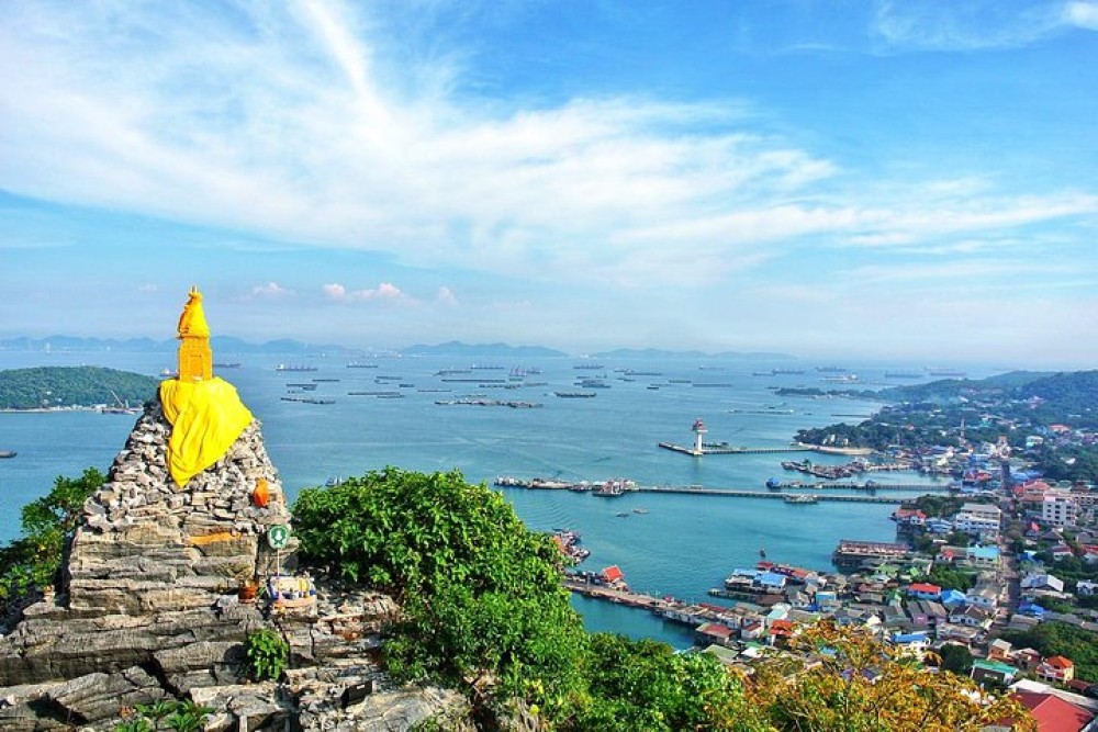 Koh Si Chang Day Tour from Bangkok with Lunch | ®ExcursionMania