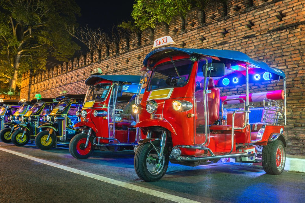 Evening Tuk Tuk Private City Tour at Bangkok with Dinner | ®ExcursionMania