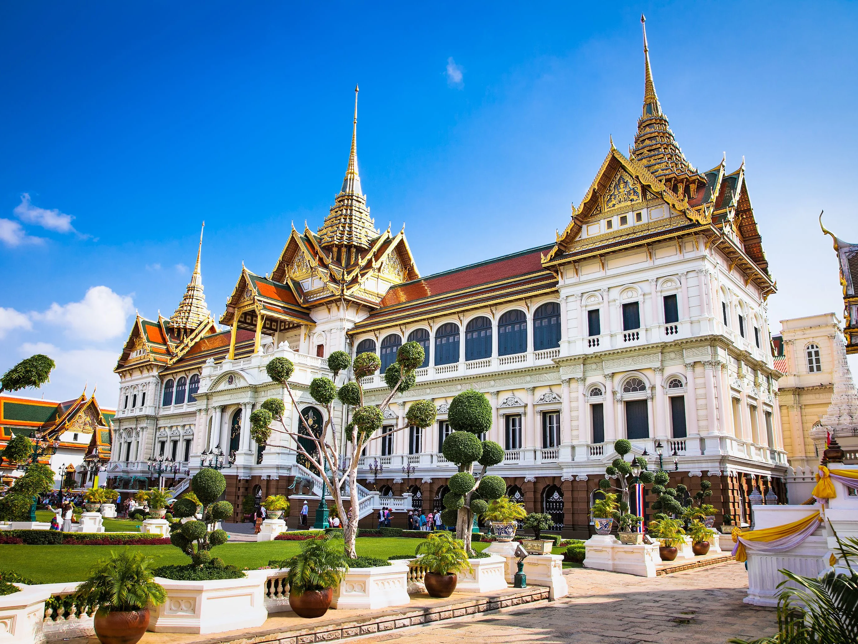 The Best of Bangkok: The Grand Palace, Emerald & Reclining Buddha | ®ExcursionMania