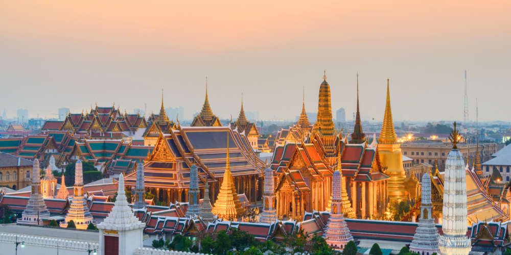 Bangkok Tour with Grand Palace, Emerald Buddha & Temple of Dawn | ®ExcursionMania