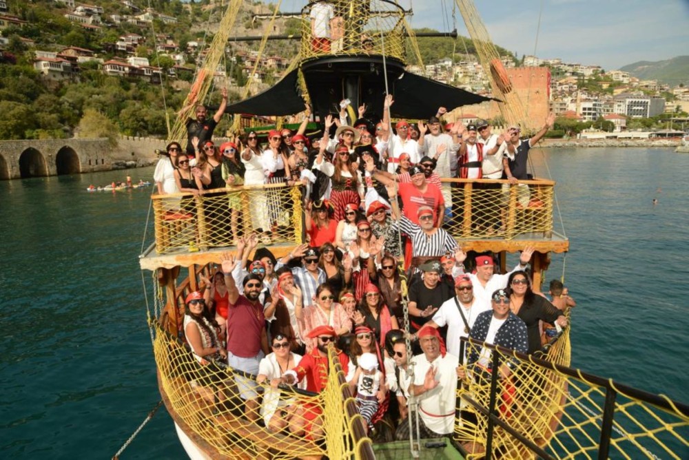 Alanya Pirate Boat Tour | ®ExcursionMania