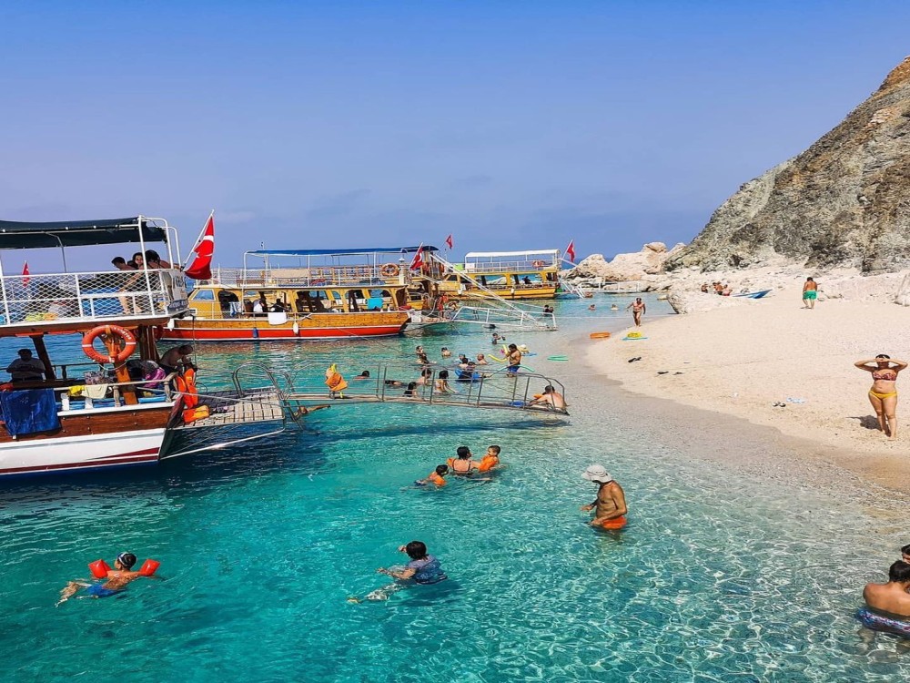 From Antalya: Turkey's Maldives Suluada Boat Trip w/ Lunch | ®ExcursionMania