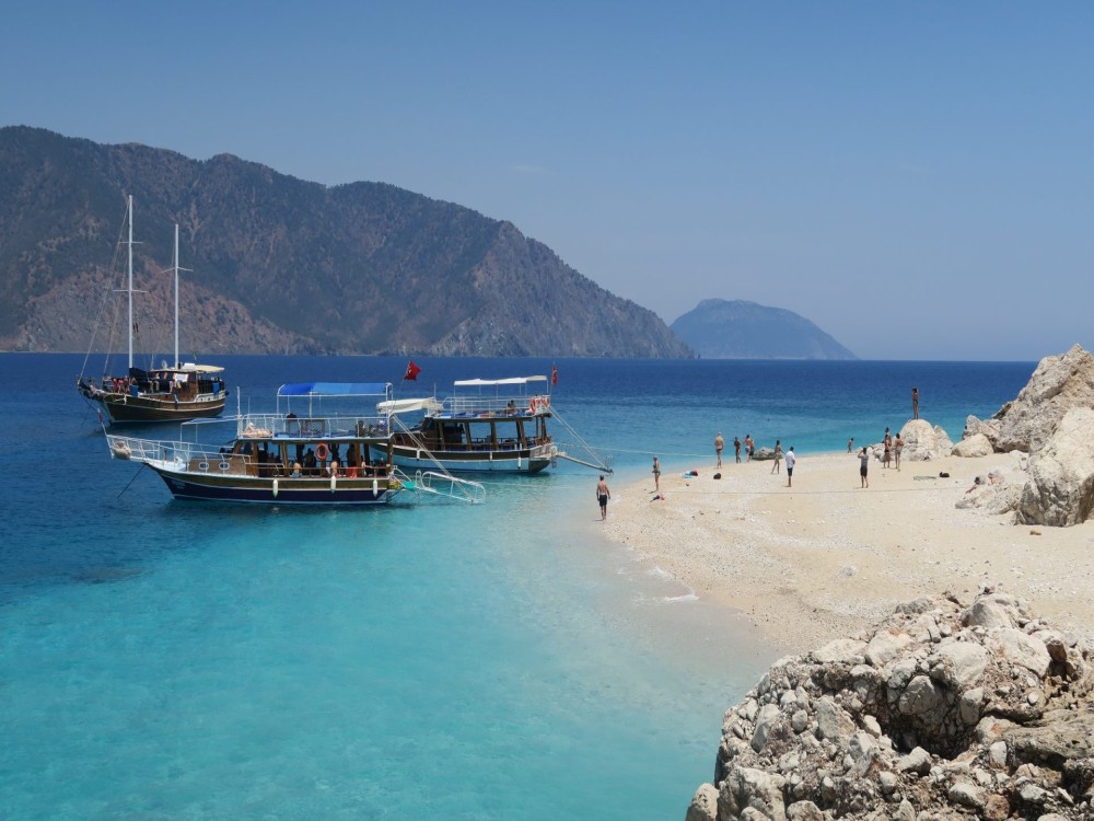 From Antalya: Turkey's Maldives Suluada Boat Trip w/ Lunch | ®ExcursionMania