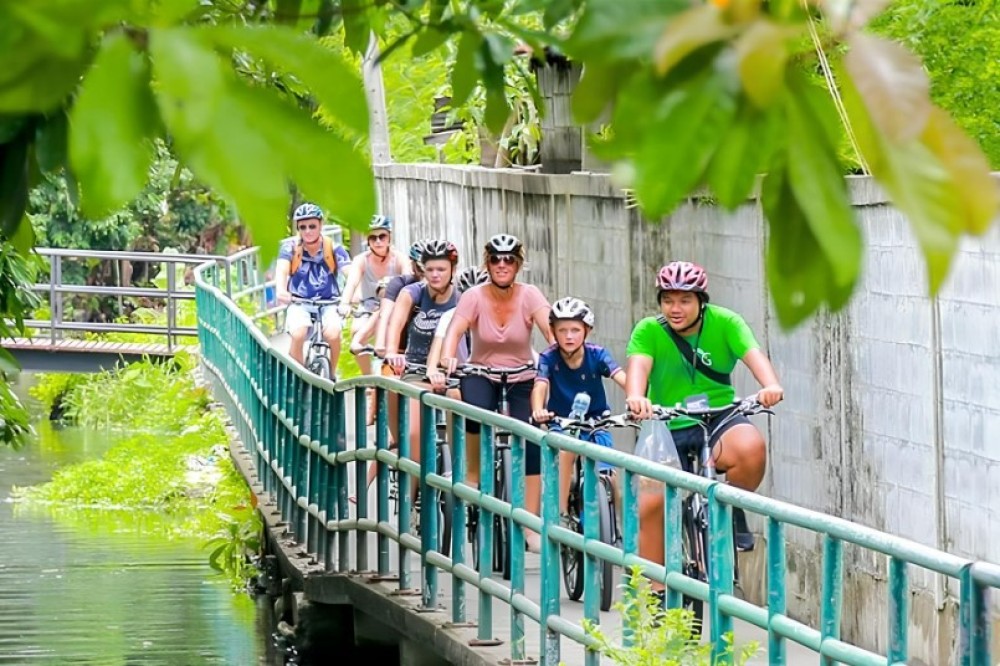 Bangkok Trails - Pedal Through 37 km Outskirts of Bangkok SHA Plus | ®ExcursionMania
