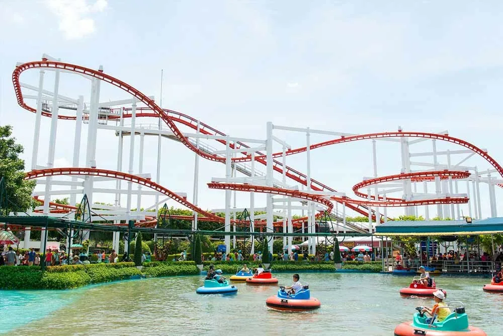 Dream World Theme Park Super Visa with Return Transfer & Lunch | ®ExcursionMania