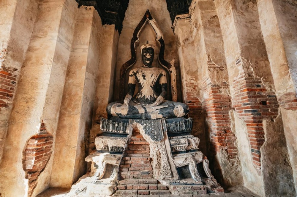 Ayutthaya Eco-Friendly Bike Tour-Famous Landmarks & Cultural Gems | ®ExcursionMania