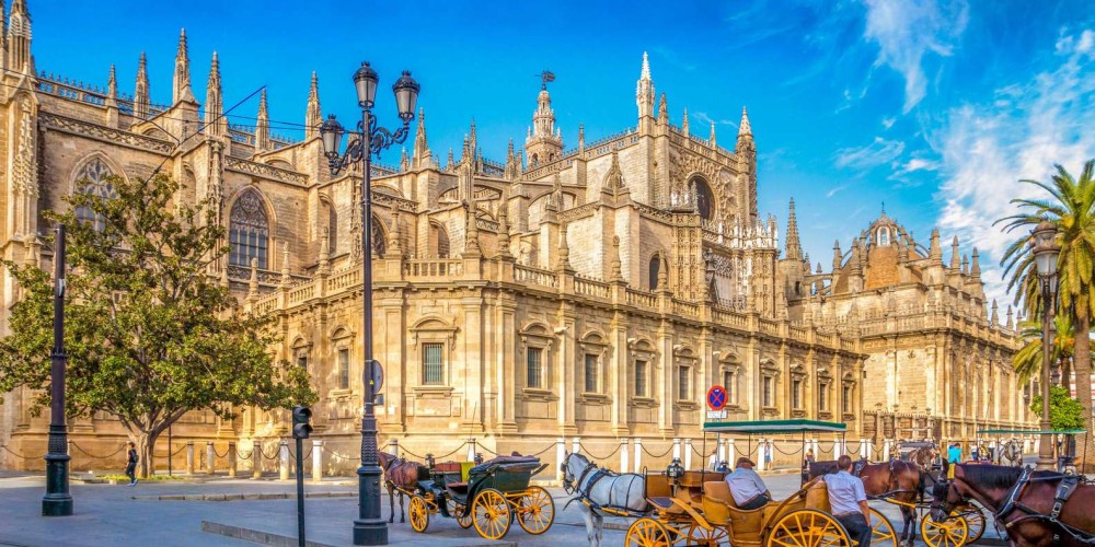 Seville: Cathedral and Giralda Tower Guided Tour and Tickets | ®ExcursionMania