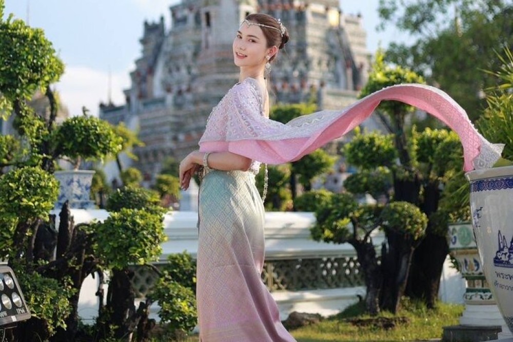 Photo Perfect Bangkok City Tour with Wat Arun & Reclining Buddha | ®ExcursionMania