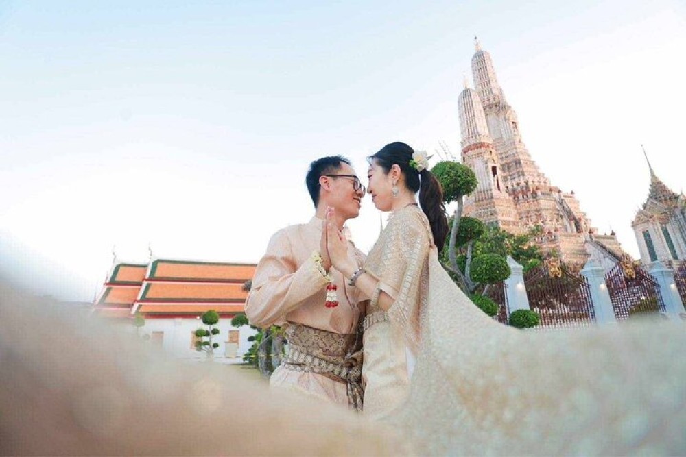 Photo Perfect Bangkok City Tour with Wat Arun & Reclining Buddha | ®ExcursionMania
