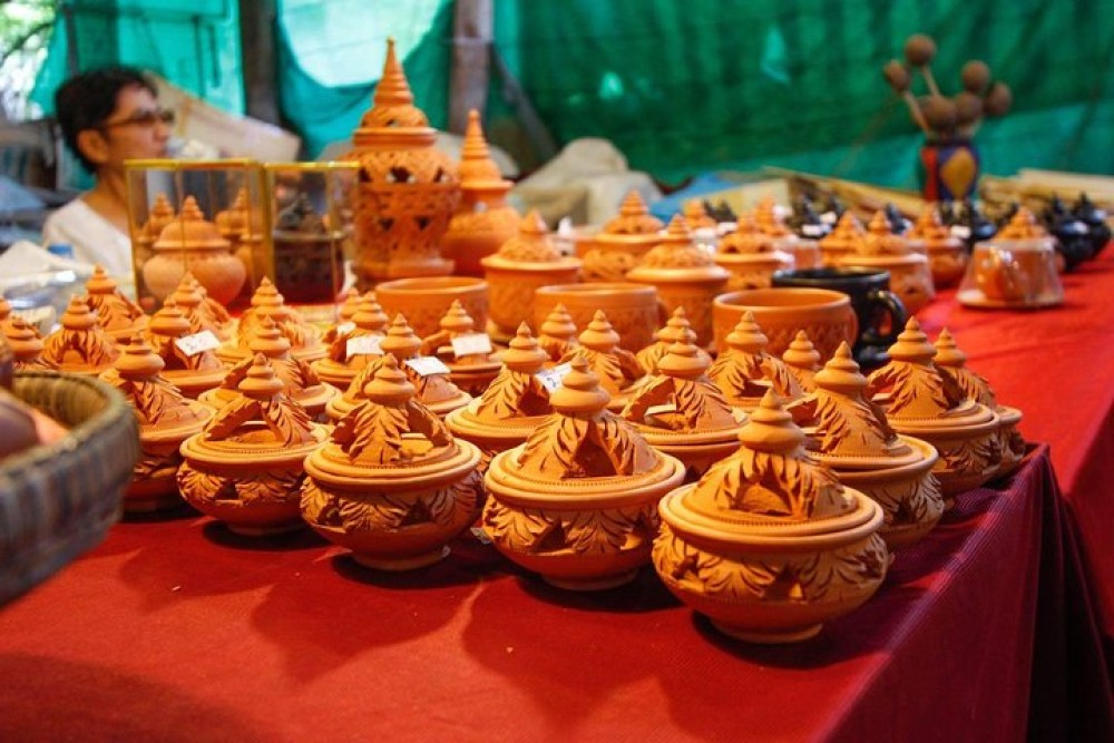 Koh Kret Island Bike Tour from Bangkok with Mon Culture & Lunch | ®ExcursionMania