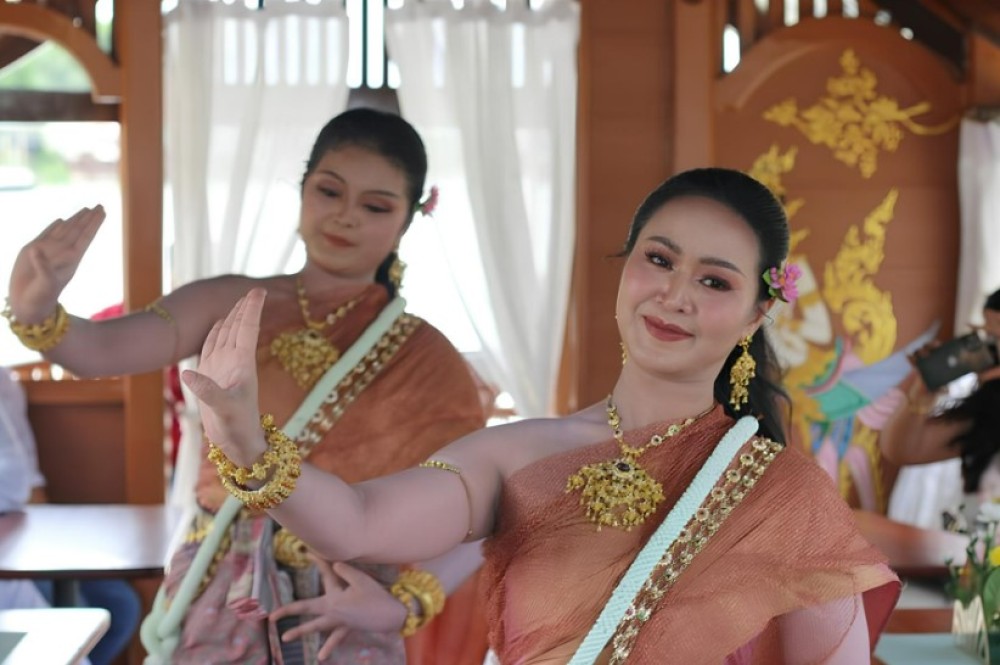 Ayutthaya Heritage Cruise with Thai Dance & Iconic Landmarks View | ®ExcursionMania