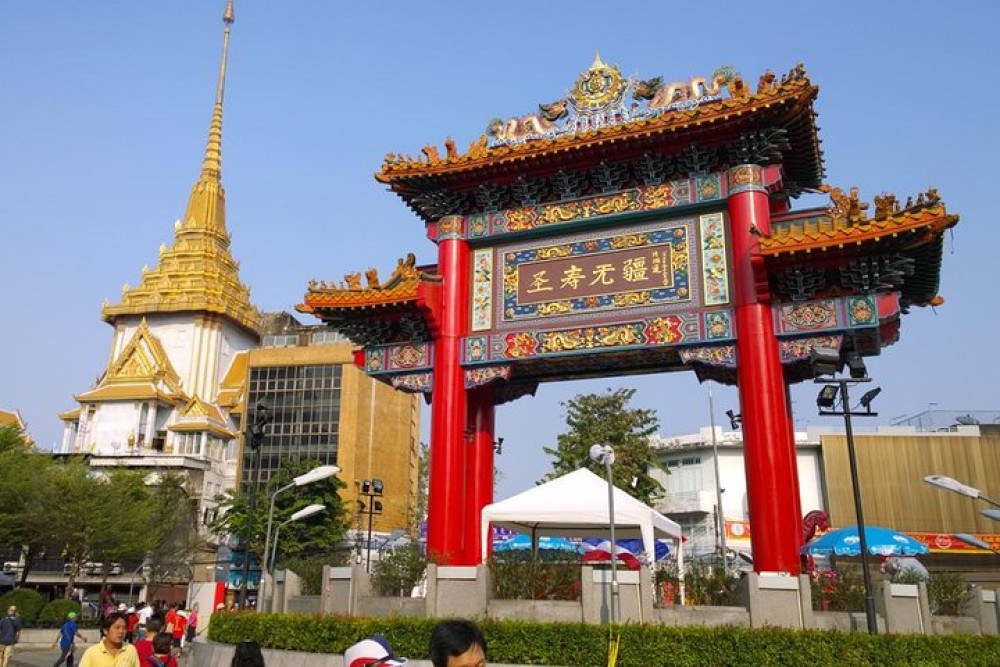Shore Excursion from Laem Chabang Port: Bangkok Shopping, Massage & Food Tasting | ®ExcursionMania