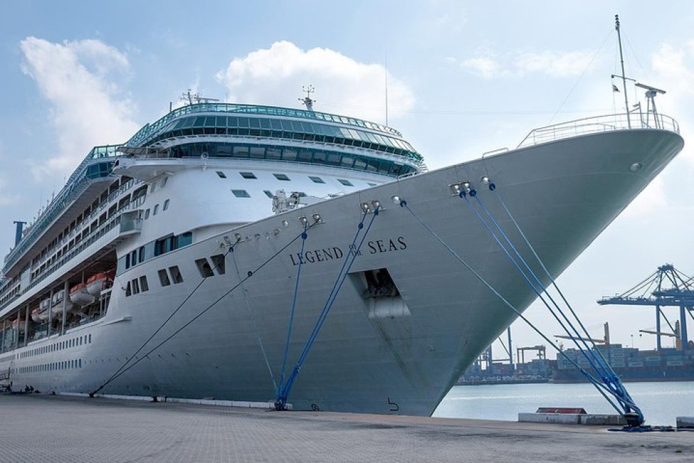 Shore Excursion from Laem Chabang Port: Bangkok Shopping, Massage & Food Tasting | ®ExcursionMania
