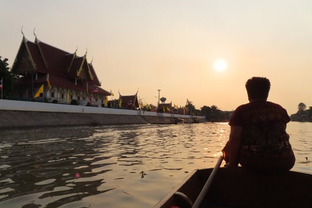 Damnoen Saduak Floating Market