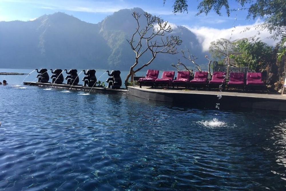 Mount Batur Sunrise Trekking and Hot Spring Private Tour | ®ExcursionMania