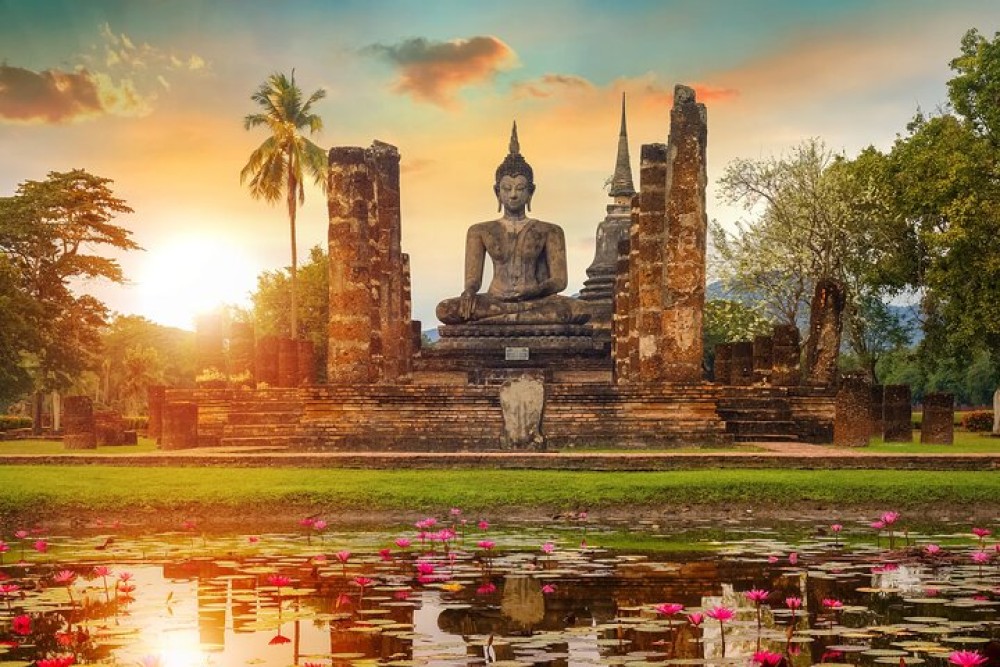 Ayutthaya Glittering Sunset, Heritage Cruise, Iconic Spots & Food | ®ExcursionMania