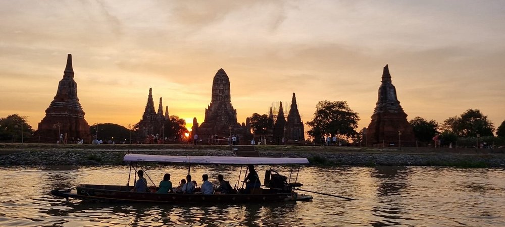 Ayutthaya Glittering Sunset, Heritage Cruise, Iconic Spots & Food | ®ExcursionMania