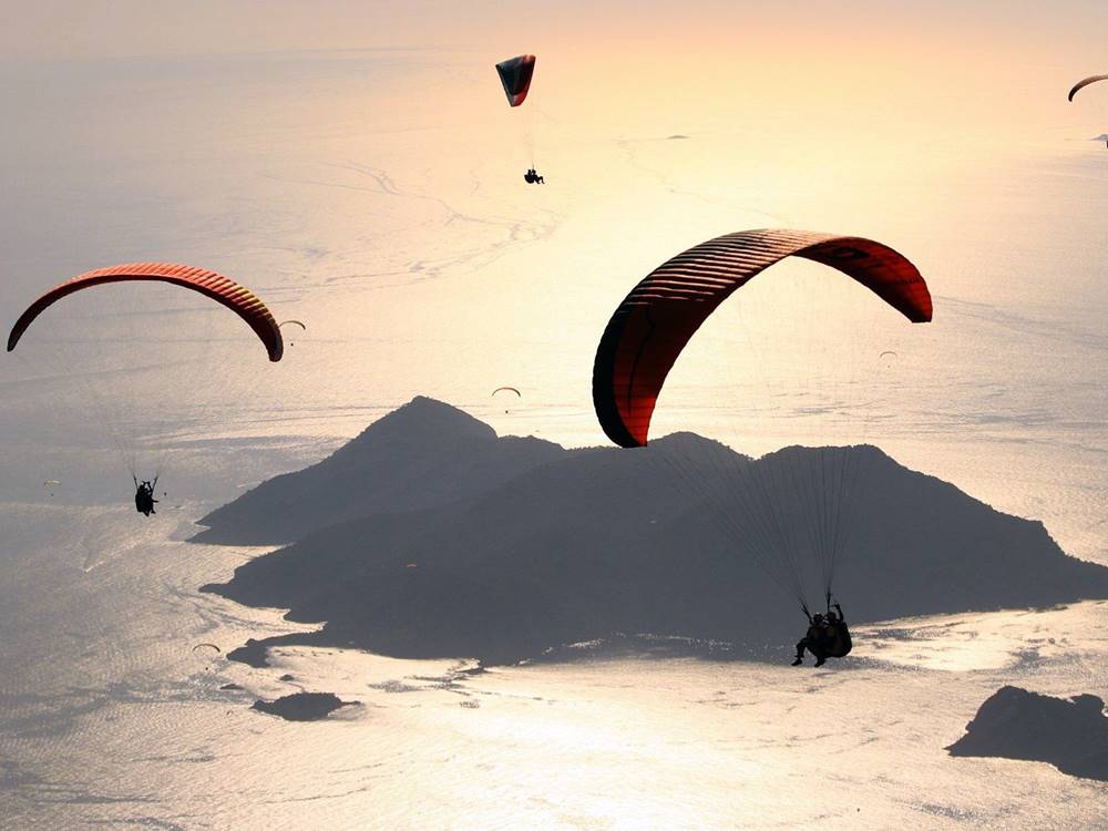 Turunc Paragliding Experience With Hotel Pickup Service | ®ExcursionMania