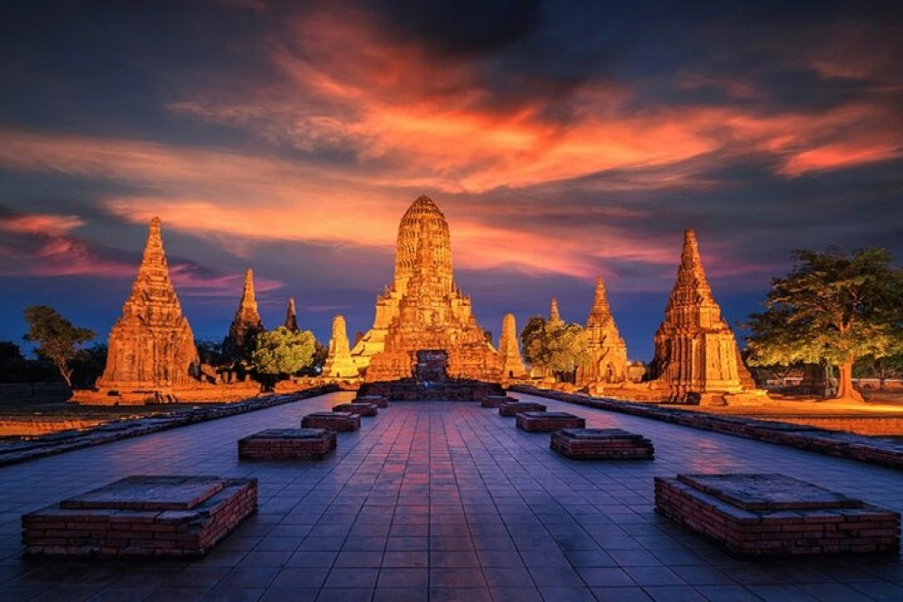 Ayutthaya Glittering Sunset, Heritage Cruise, Noted Sights & Food | ®ExcursionMania