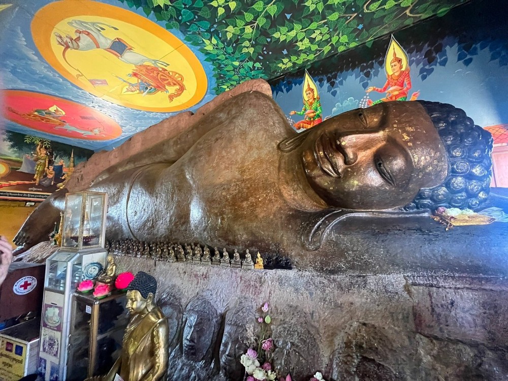 Kulen Waterfall & 1000 Lingas Join-in Tour with local snacks | ®ExcursionMania