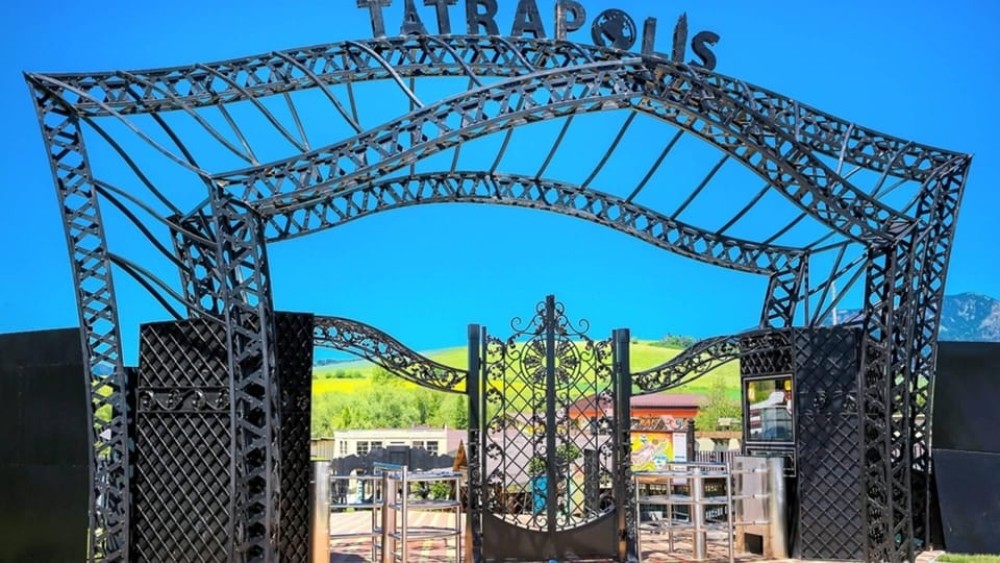 Tatra Mountains  Wellness - Top of Slovakia from Bratislava | ®ExcursionMania