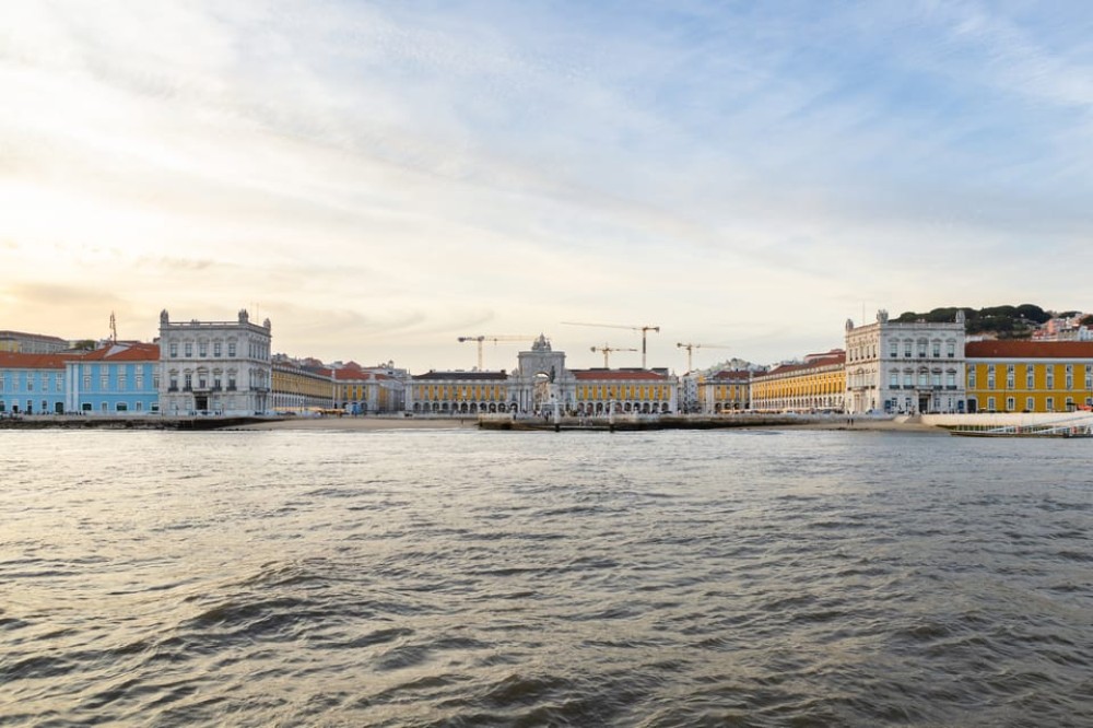 Lisbon: Sailing Tour on the Tagus River | ®ExcursionMania