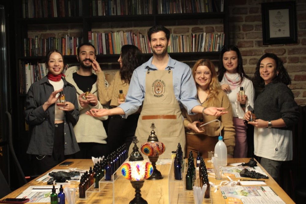 Istanbul: Perfume Workshop by Expert | ®ExcursionMania