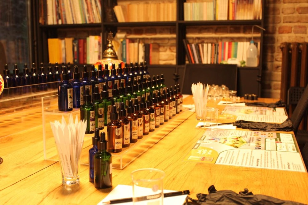 Istanbul: Perfume Workshop by Expert | ®ExcursionMania