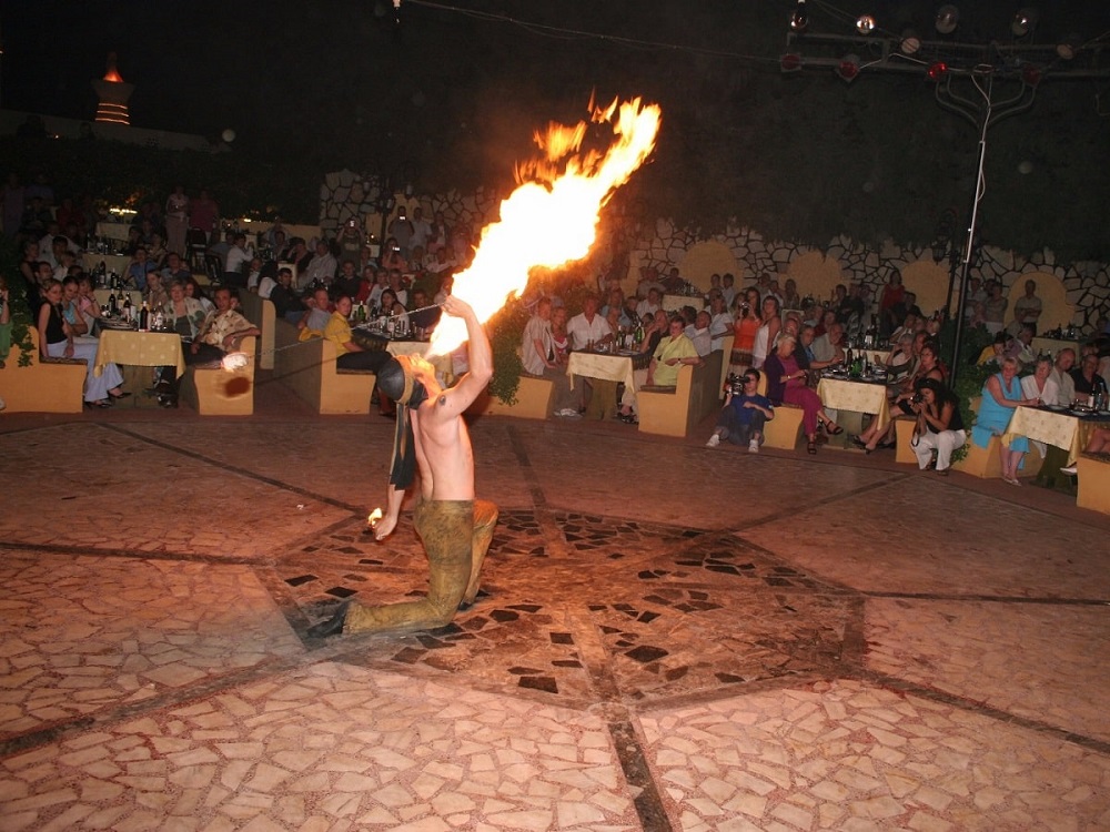 Turunc Traditional Turkish Night With Dinner & Unlimited Drinks | ®ExcursionMania