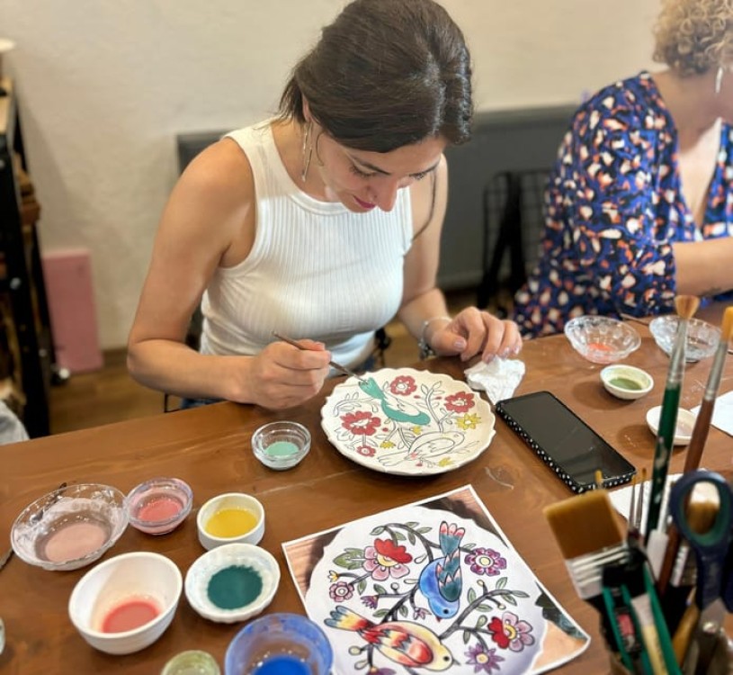 Istanbul: Traditional Turkish Ceramic Art at a Lovely Studio | ®ExcursionMania