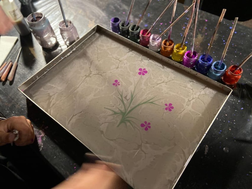 Istanbul: Turkish Marbling Paper Ebru Art Workshop | ®ExcursionMania