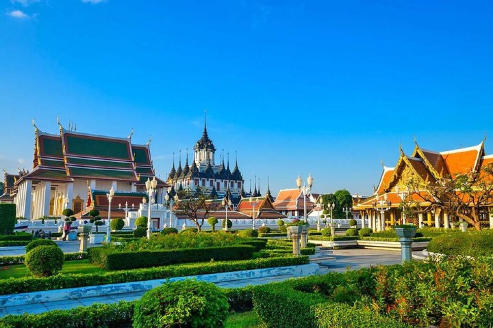 Damnoen Saduak Floating Market