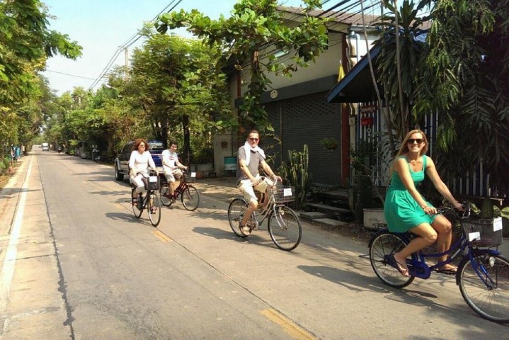 Bangkoks Green Lung Jungle Cycling Adventure Tour | ®ExcursionMania