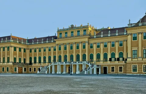 Castles around Vienna - Day Trip from Vienna and Bratislava | ®ExcursionMania