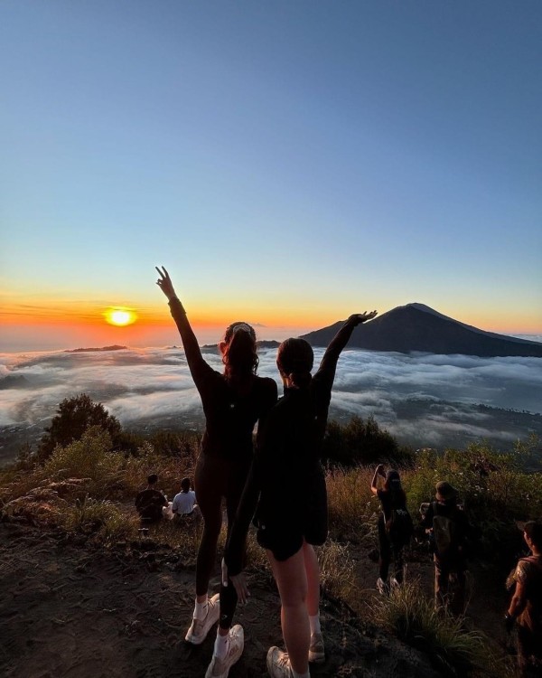 Mount Batur Sunrise Trekking With Hotel Transfer | ®ExcursionMania