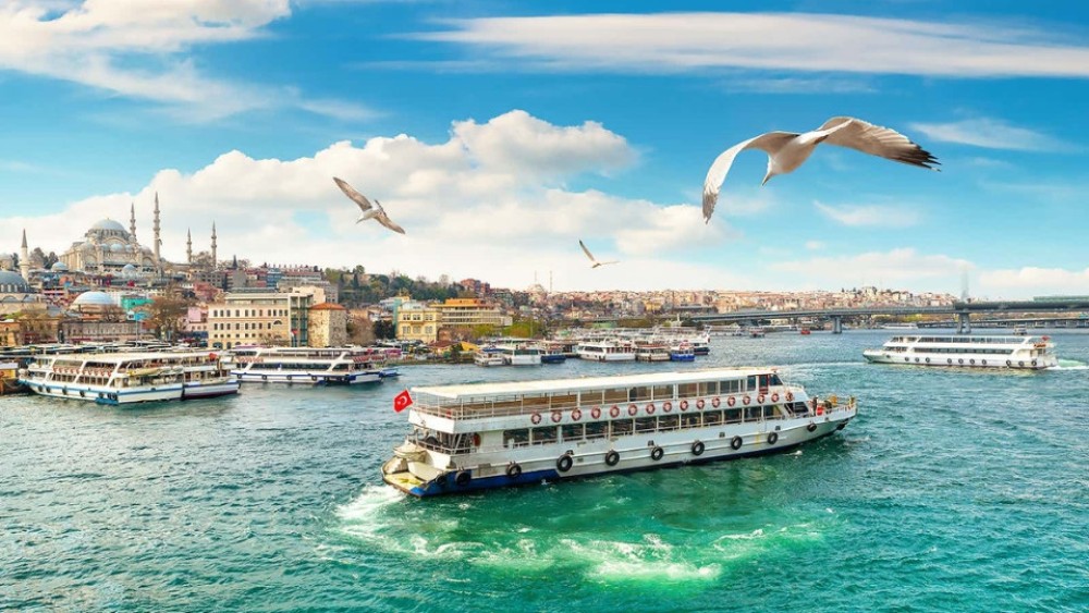 Everyday Sunset Bosphorus Tour With Tea | ®ExcursionMania