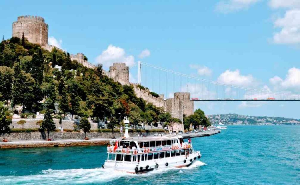 Everyday Sunset Bosphorus Tour With Tea | ®ExcursionMania