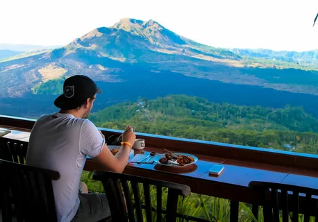 Ulun Danu Batur & Mount Batur Sunrise Day Tour with Photographer | ®ExcursionMania