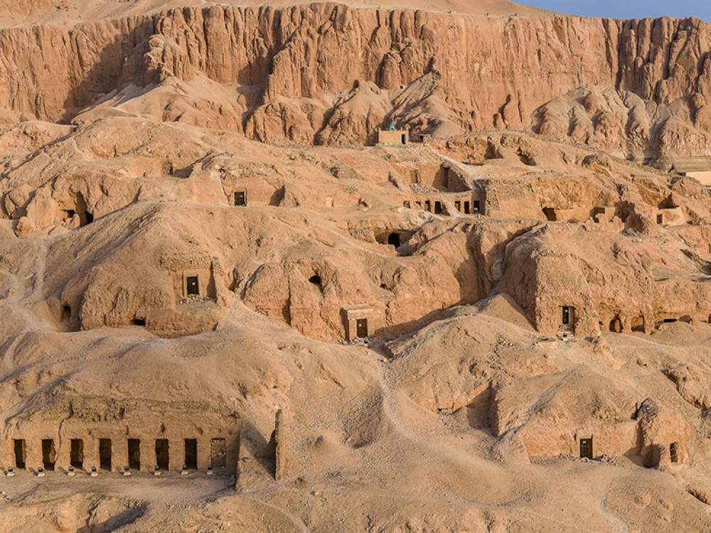 Luxor Private Tour: Medinat Habu & Valley of the Queens | ®ExcursionMania