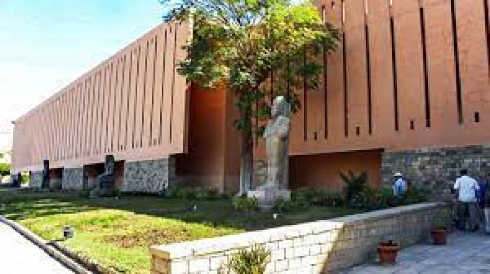 Luxor Private Tour: Luxor Museum & Mummification Museum | ®ExcursionMania