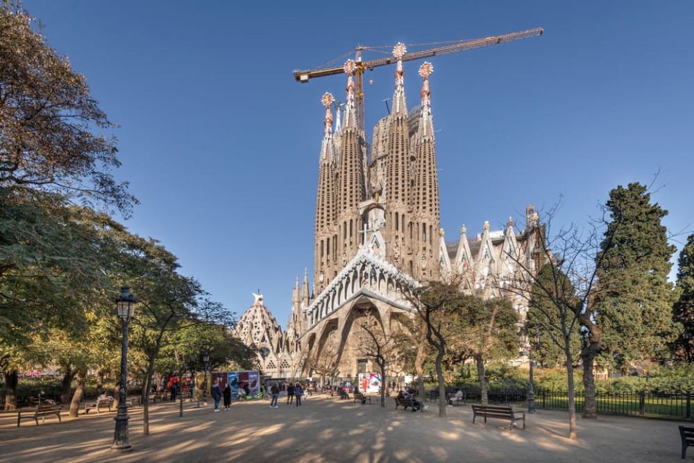 SAGRADA FAMILIA Guided Tour | ®ExcursionMania