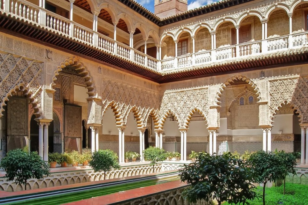 Royal Alcazar Cathedral & Giralda Guided Tour | ®ExcursionMania
