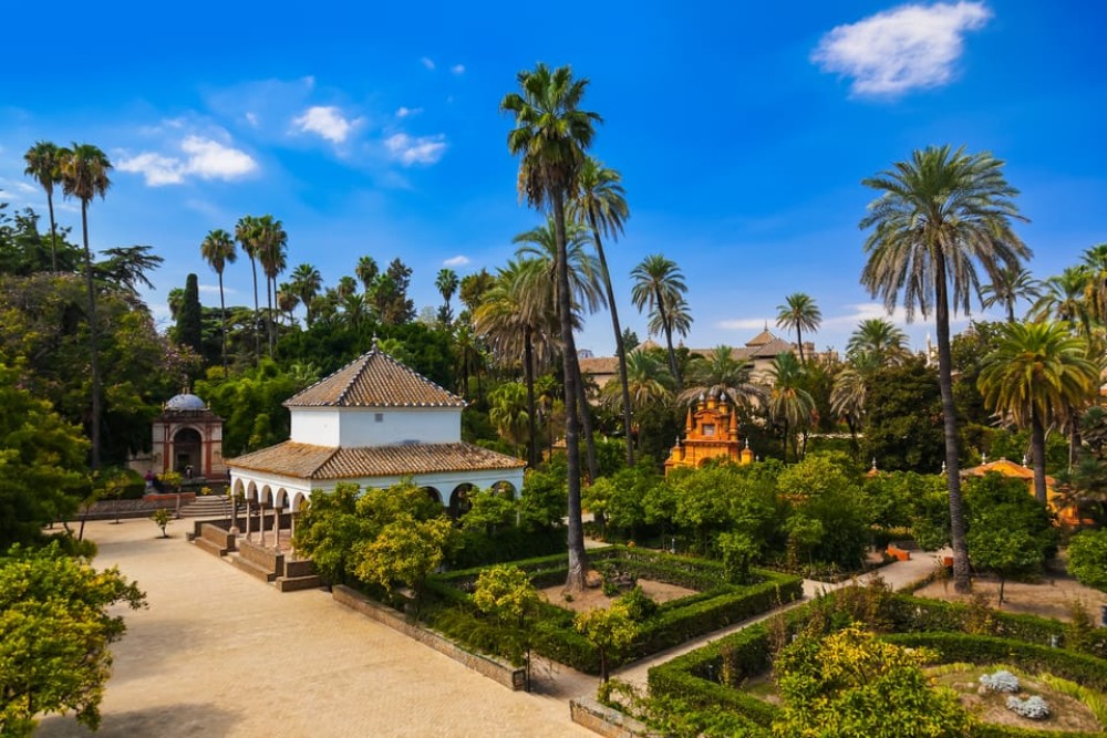 Royal Alcazar Cathedral & Giralda Guided Tour | ®ExcursionMania