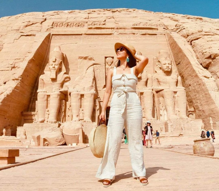From Aswan: Abu Simbel Temples and & Nefertari Temple by Air | ®ExcursionMania