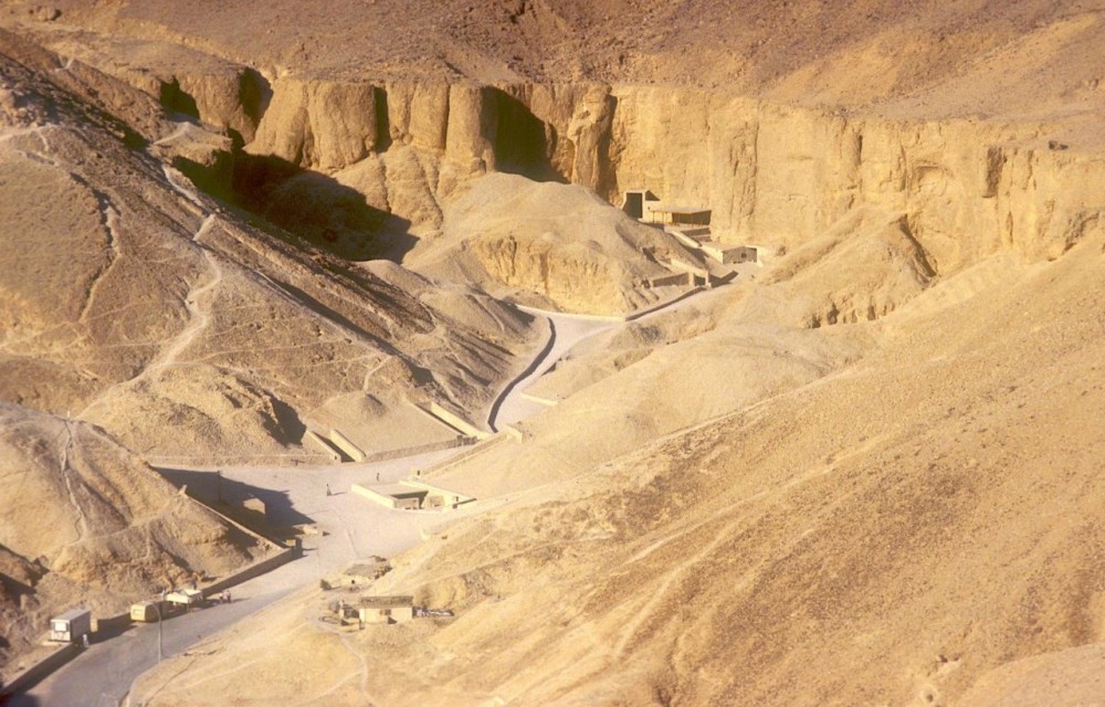 Luxor: Private Tour to Valley of Kings & Hatshepsut Temple | ®ExcursionMania