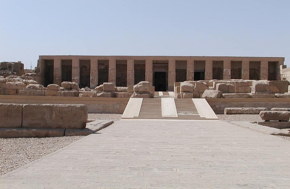 From Luxor: Private Dendera & Abydos Temple Tour | ®ExcursionMania