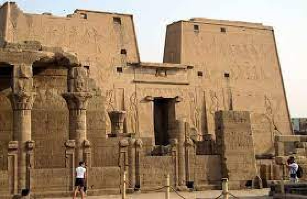 Luxor: Private Edfu and Kom Ombo Temples Tour & Lunch | ®ExcursionMania