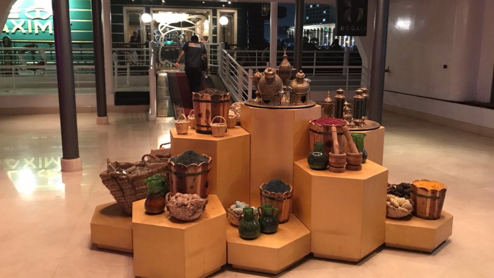 Cairo Dinner Cruise: Luxurious Nile Maxim, Dance & Tanour | ®ExcursionMania