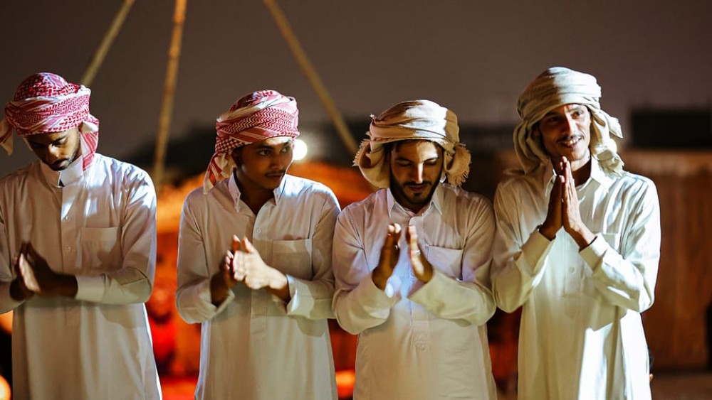 Private Giza Pyramids Tour with Bedouin Village Experience | ®ExcursionMania