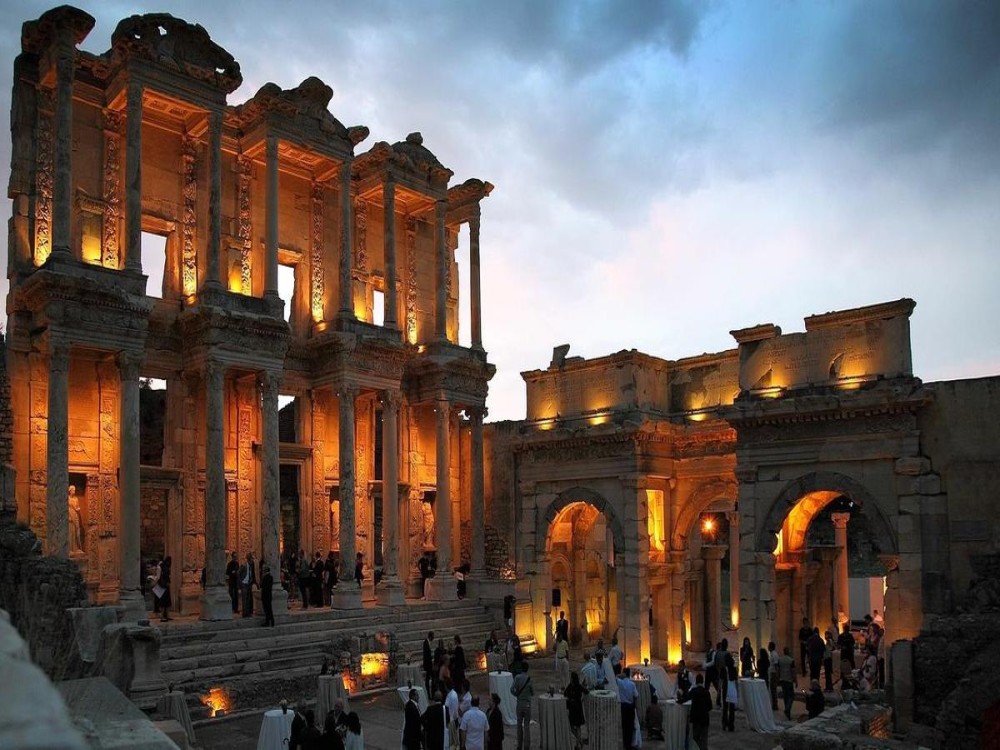 Magical 6-Hour Ephesus Night Tour from Izmir | ®ExcursionMania